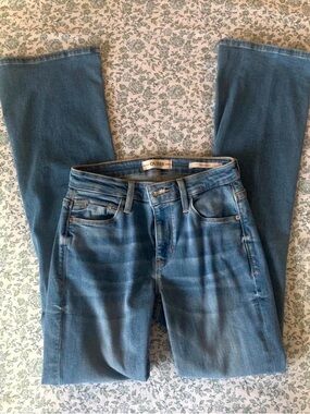 GUESS Women's Medium Blue Boot-Cut Jeans